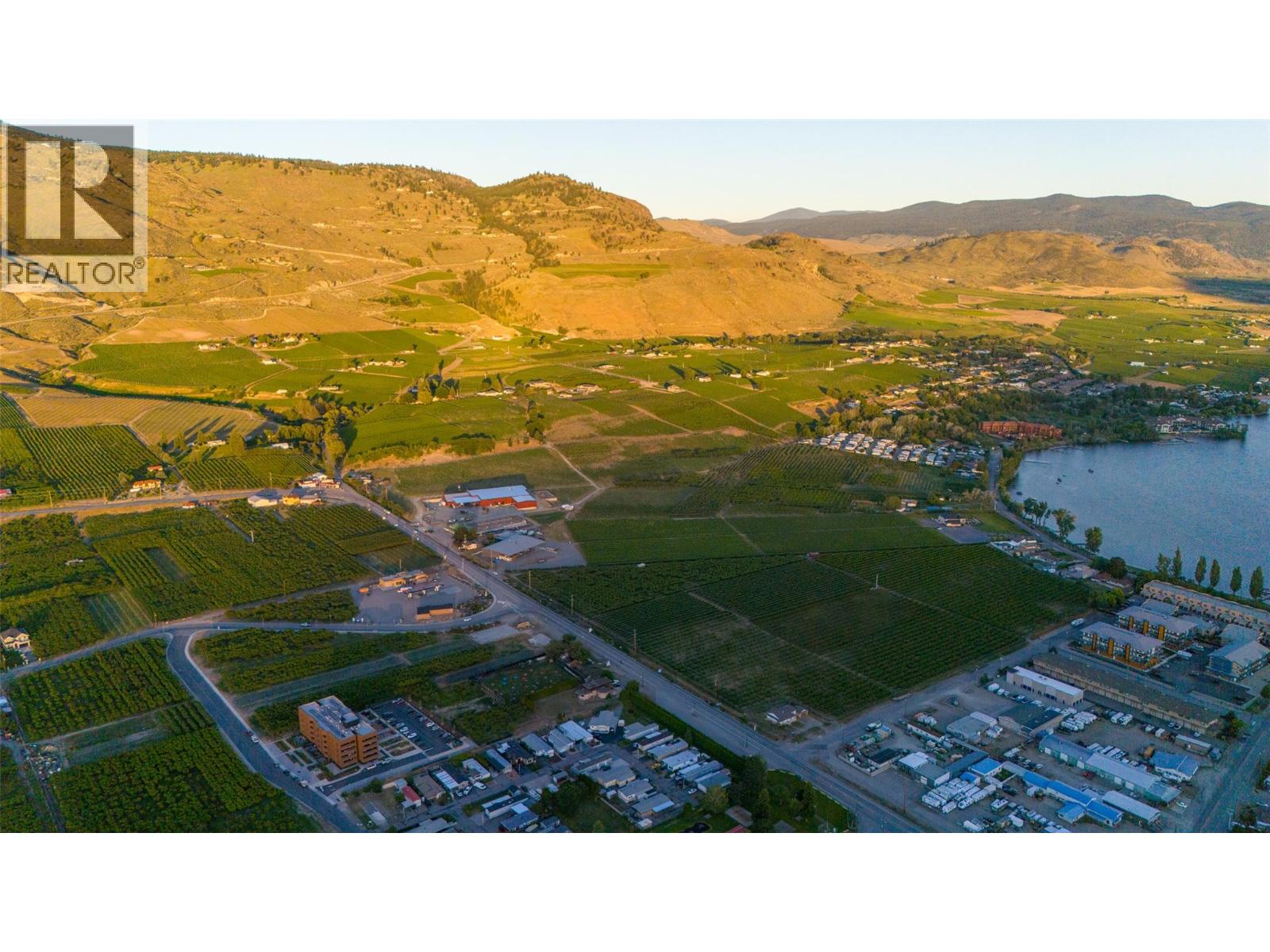 5221 45 Street, Osoyoos, British Columbia  V0H 1V6 - Photo 5 - 10395676