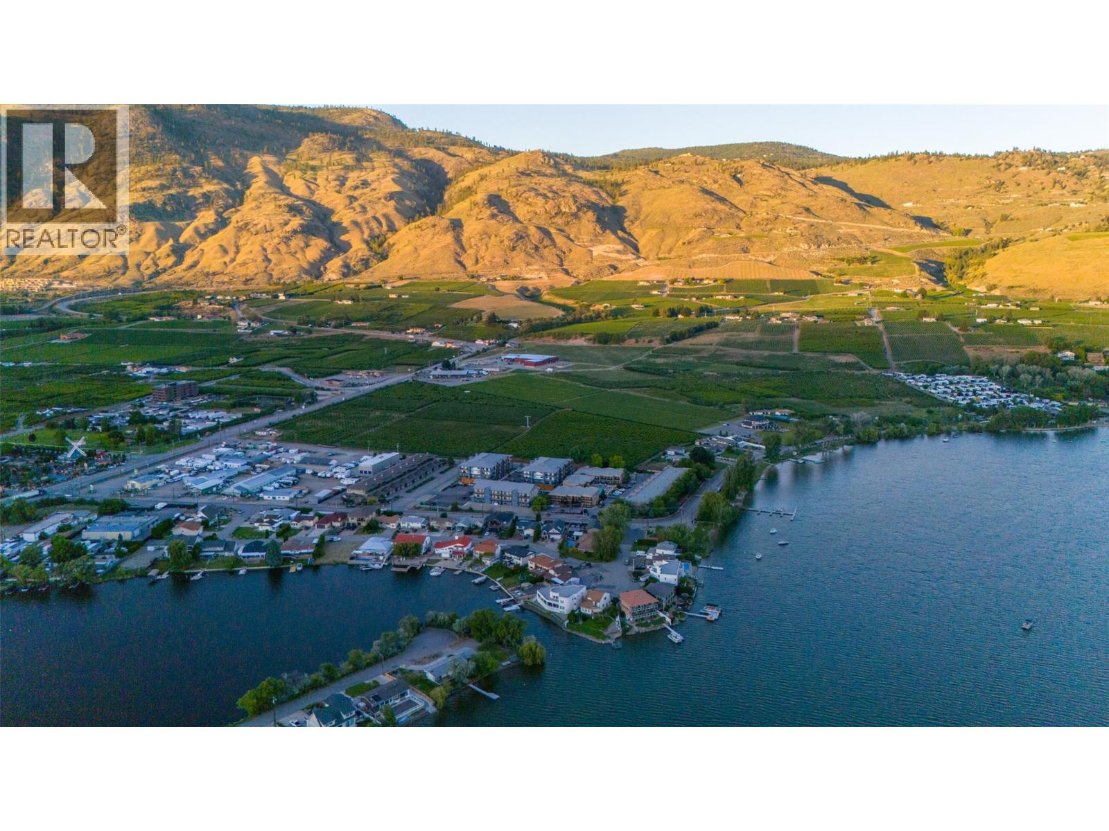 5221 45 Street, Osoyoos, British Columbia  V0H 1V6 - Photo 6 - 10395676