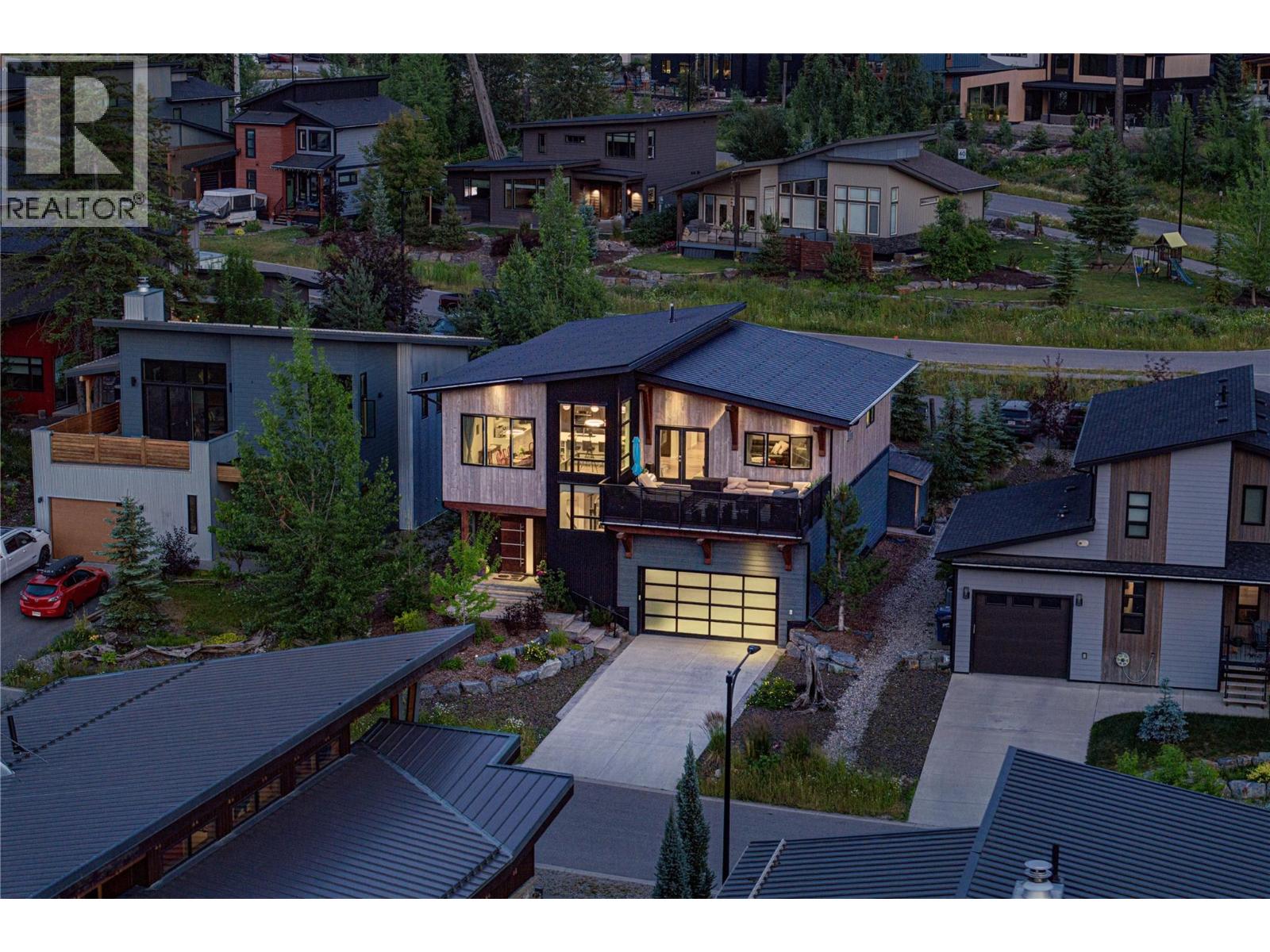 6 Piedmont Drive, Fernie, British Columbia  V0B 1M4 - Photo 4 - 10395463