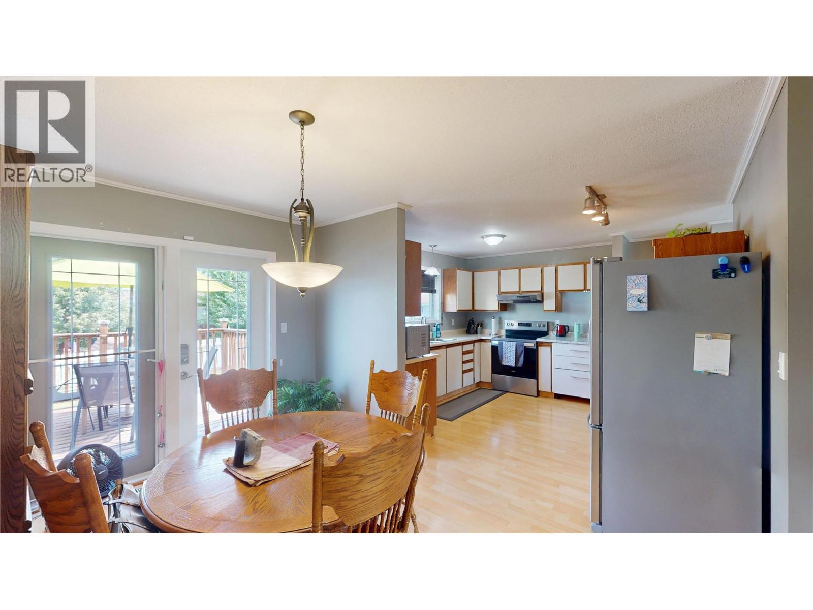 504 16th Street S, Cranbrook, British Columbia  V1C 6H5 - Photo 8 - 10395609