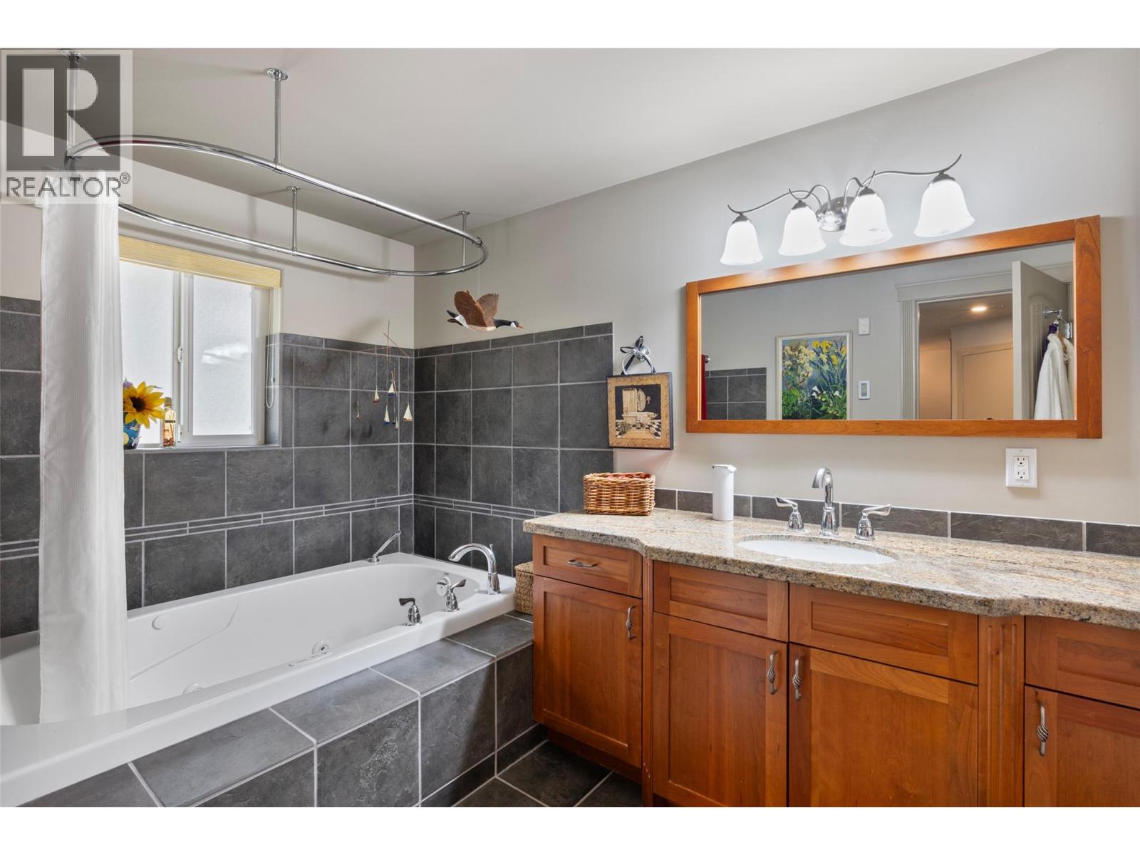 6059 Lake Bay Road, Kamloops, British Columbia  V0E 1Z1 - Photo 25 - 10395687
