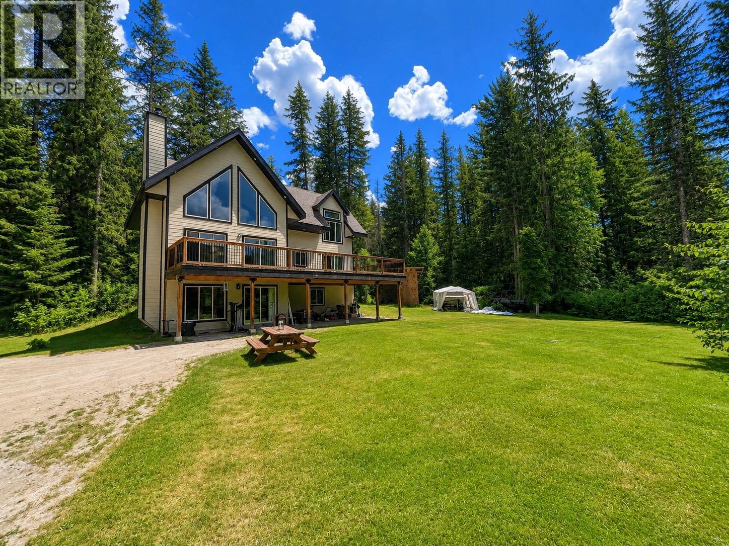 7475 6 Highway, Winlaw, British Columbia  V0G 2J0 - Photo 1 - 10393756