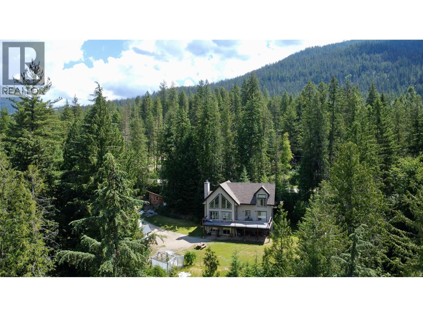 7475 6 Highway, Winlaw, British Columbia  V0G 2J0 - Photo 36 - 10393756