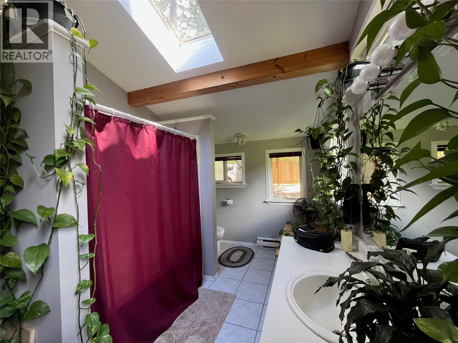 7475 6 Highway, Winlaw, British Columbia  V0G 2J0 - Photo 48 - 10393756