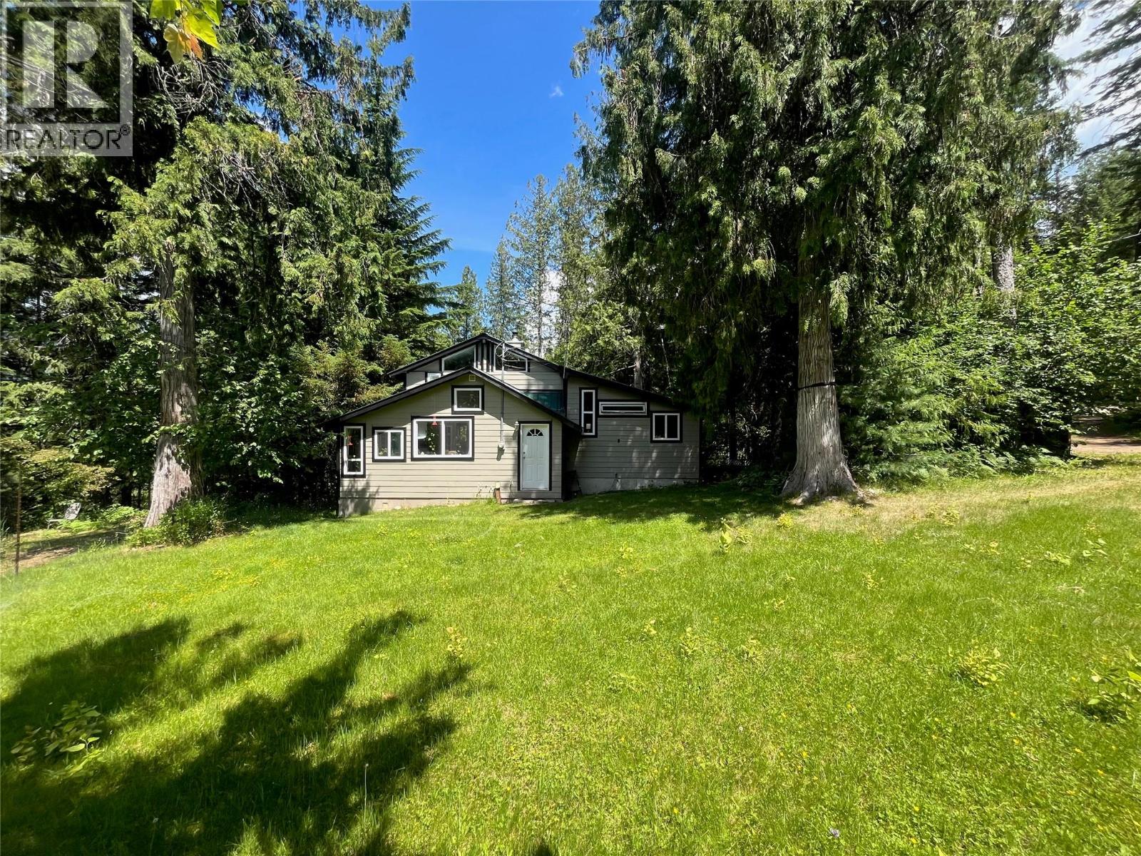 7475 6 Highway, Winlaw, British Columbia  V0G 2J0 - Photo 5 - 10393756