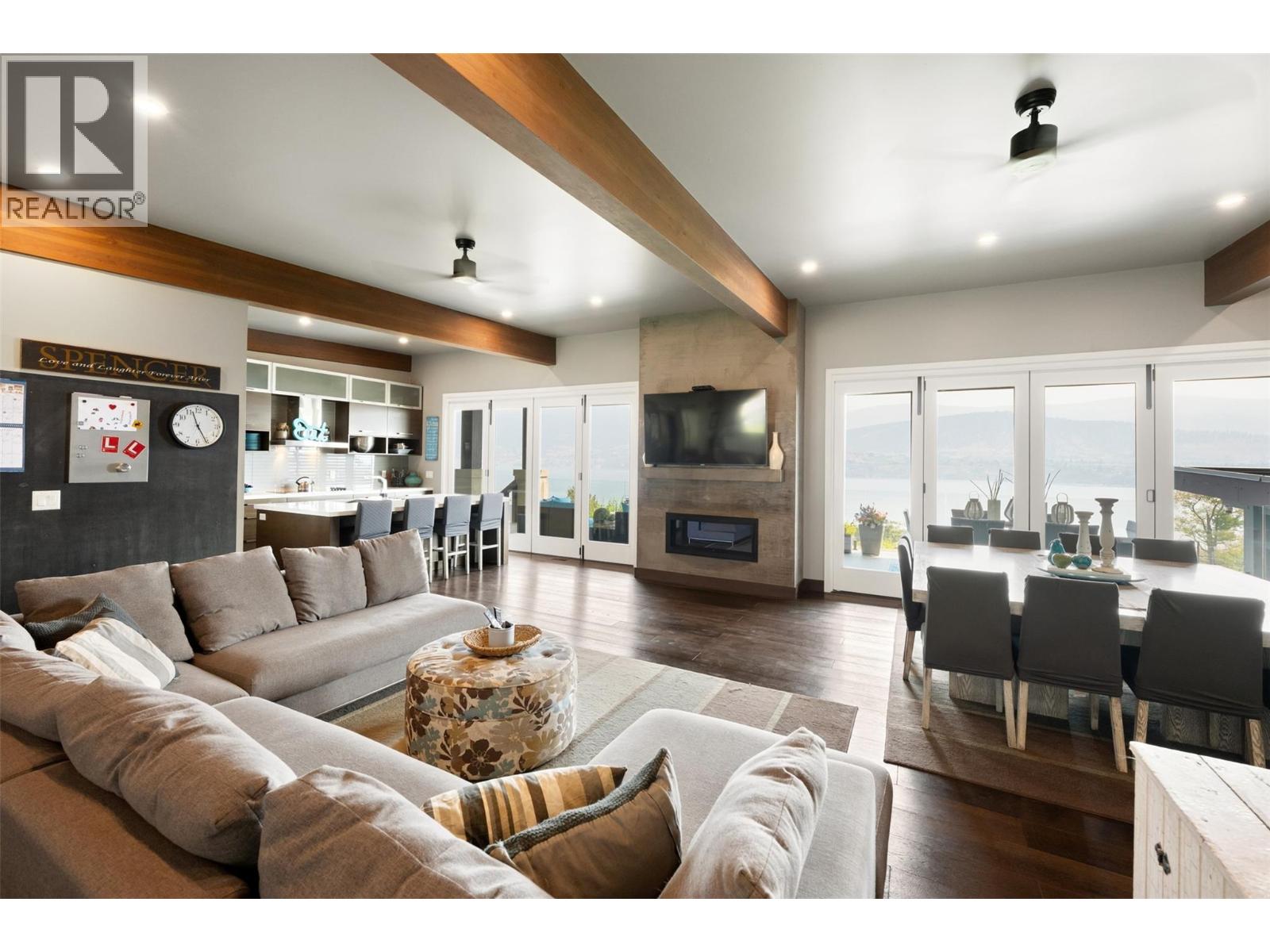 111 Hyslop Drive, Penticton, British Columbia  V2A 9A1 - Photo 4 - 10395639