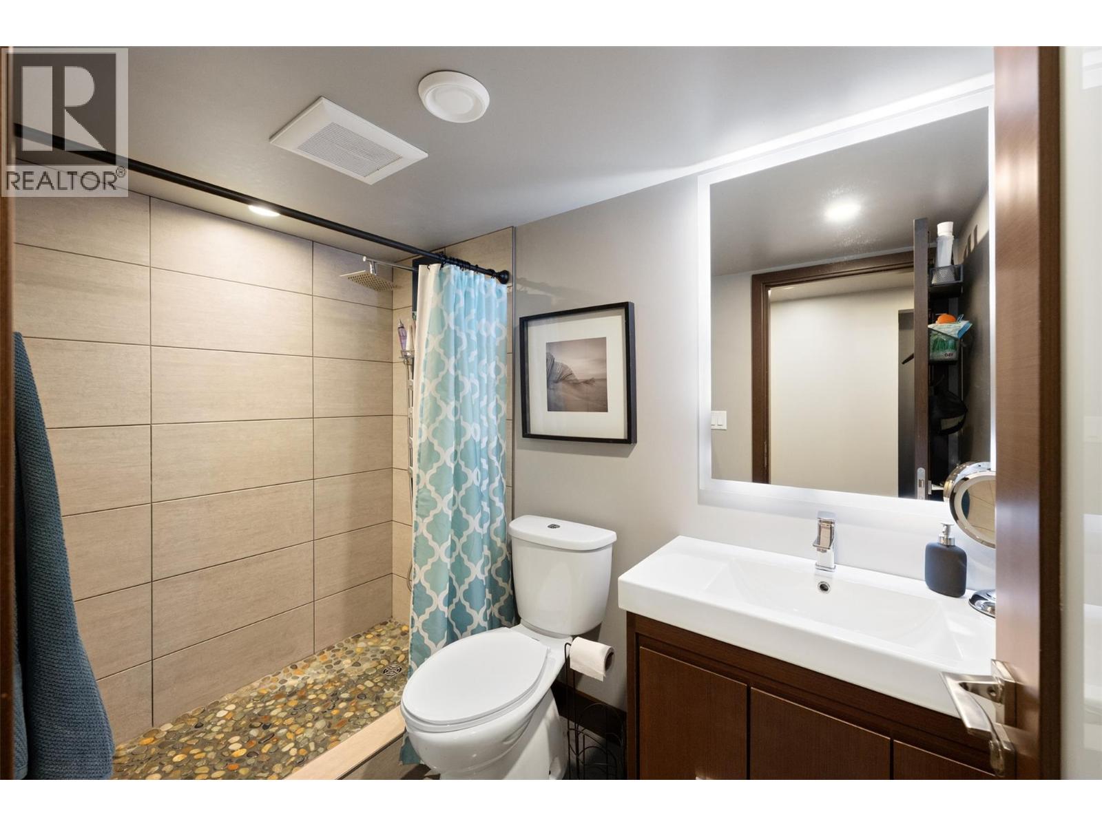 111 Hyslop Drive, Penticton, British Columbia  V2A 9A1 - Photo 42 - 10395639