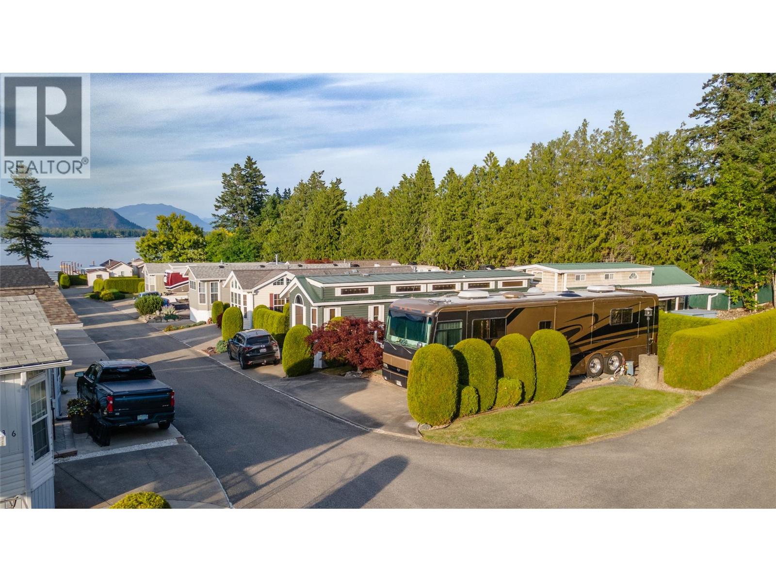 667 Waverly Park Frontage Road Lot# 62, Sorrento, British Columbia  V0E 2W1 - Photo 1 - 10395504