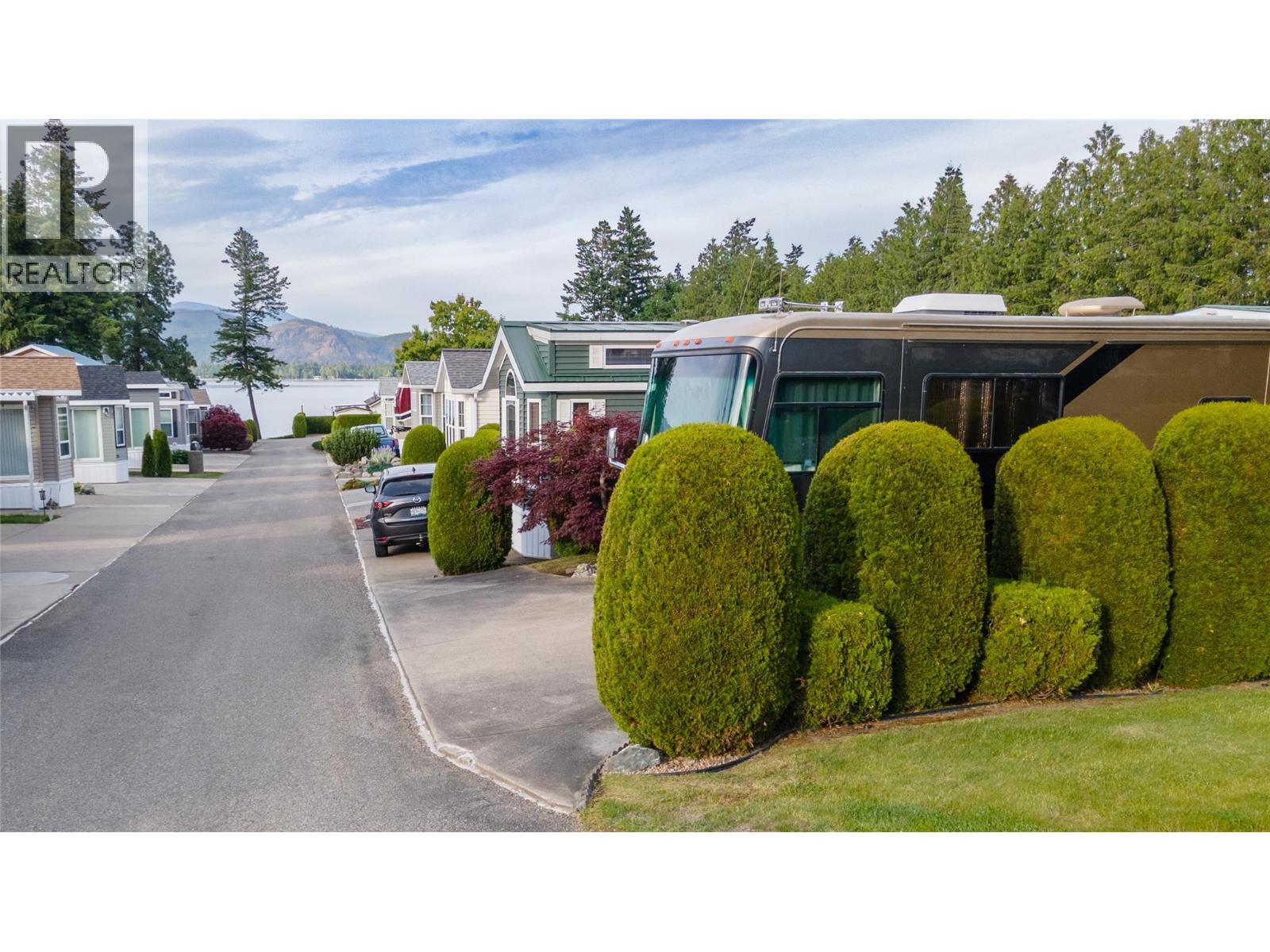 667 Waverly Park Frontage Road Lot# 62, Sorrento, British Columbia  V0E 2W1 - Photo 2 - 10395504