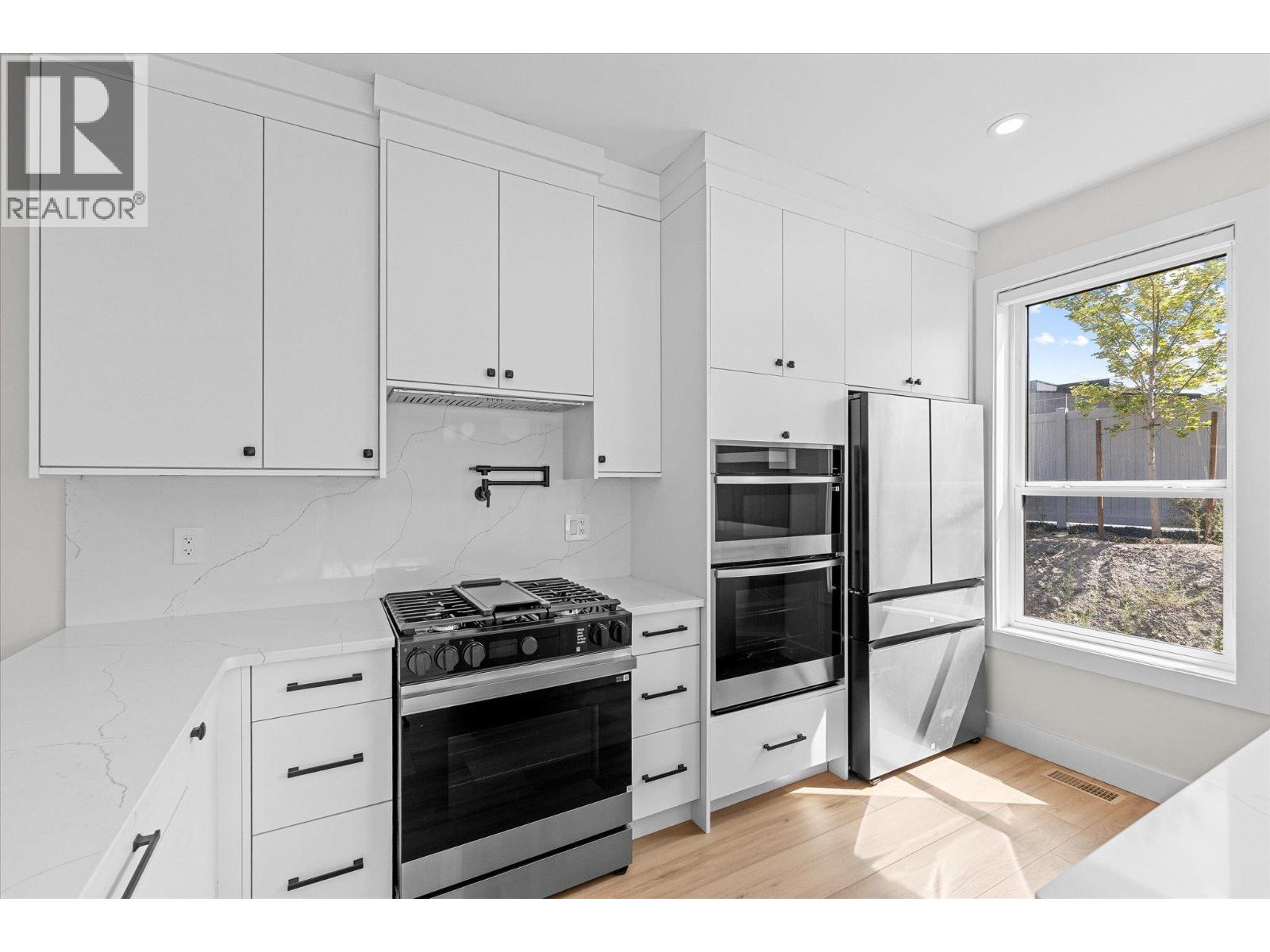 3741 Astoria Drive, West Kelowna, British Columbia  V4T 0B1 - Photo 11 - 10395696