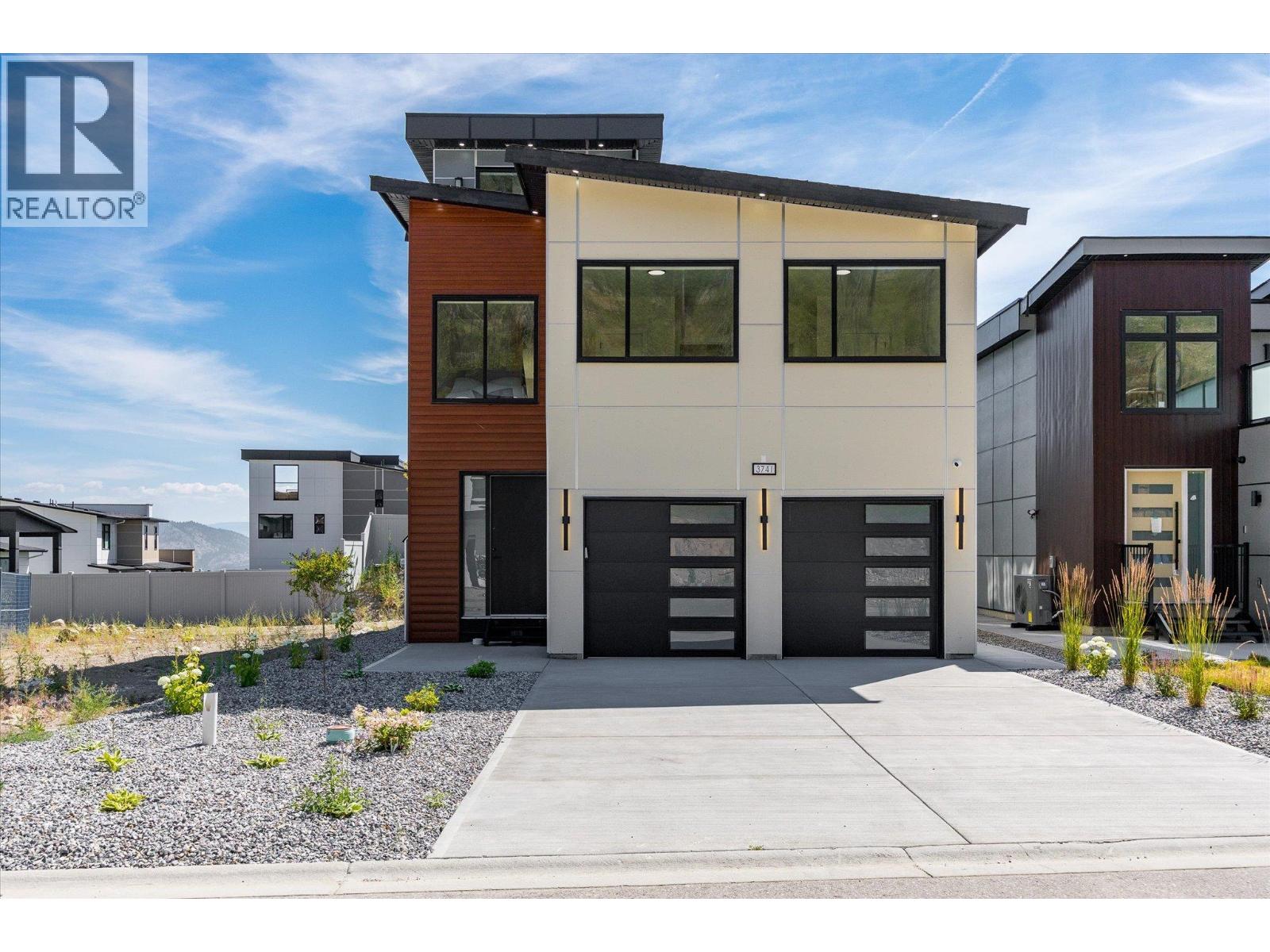 3741 Astoria Drive, West Kelowna, British Columbia  V4T 0B1 - Photo 2 - 10395696