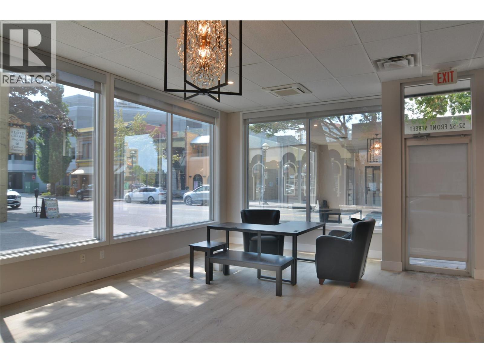 52 Front Street, Penticton, British Columbia  V2A 1H1 - Photo 1 - 10395648