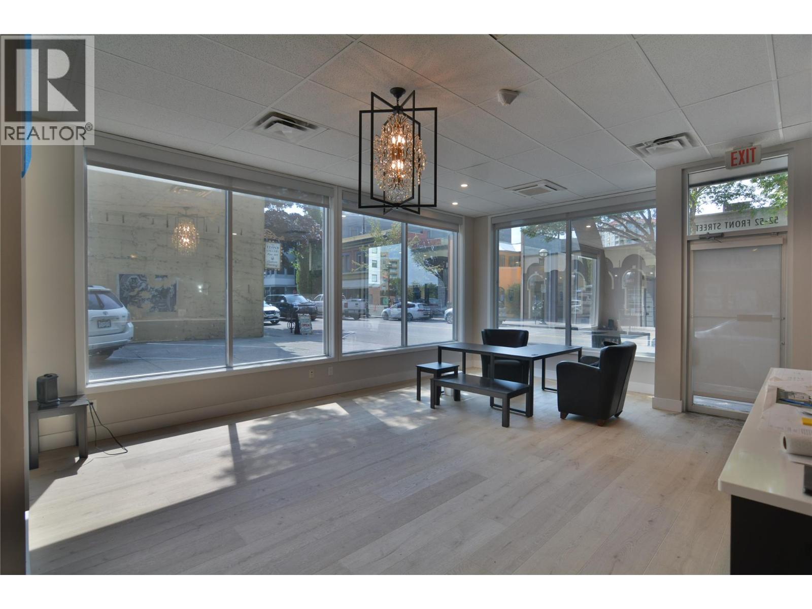 52 Front Street, Penticton, British Columbia  V2A 1H1 - Photo 3 - 10395648