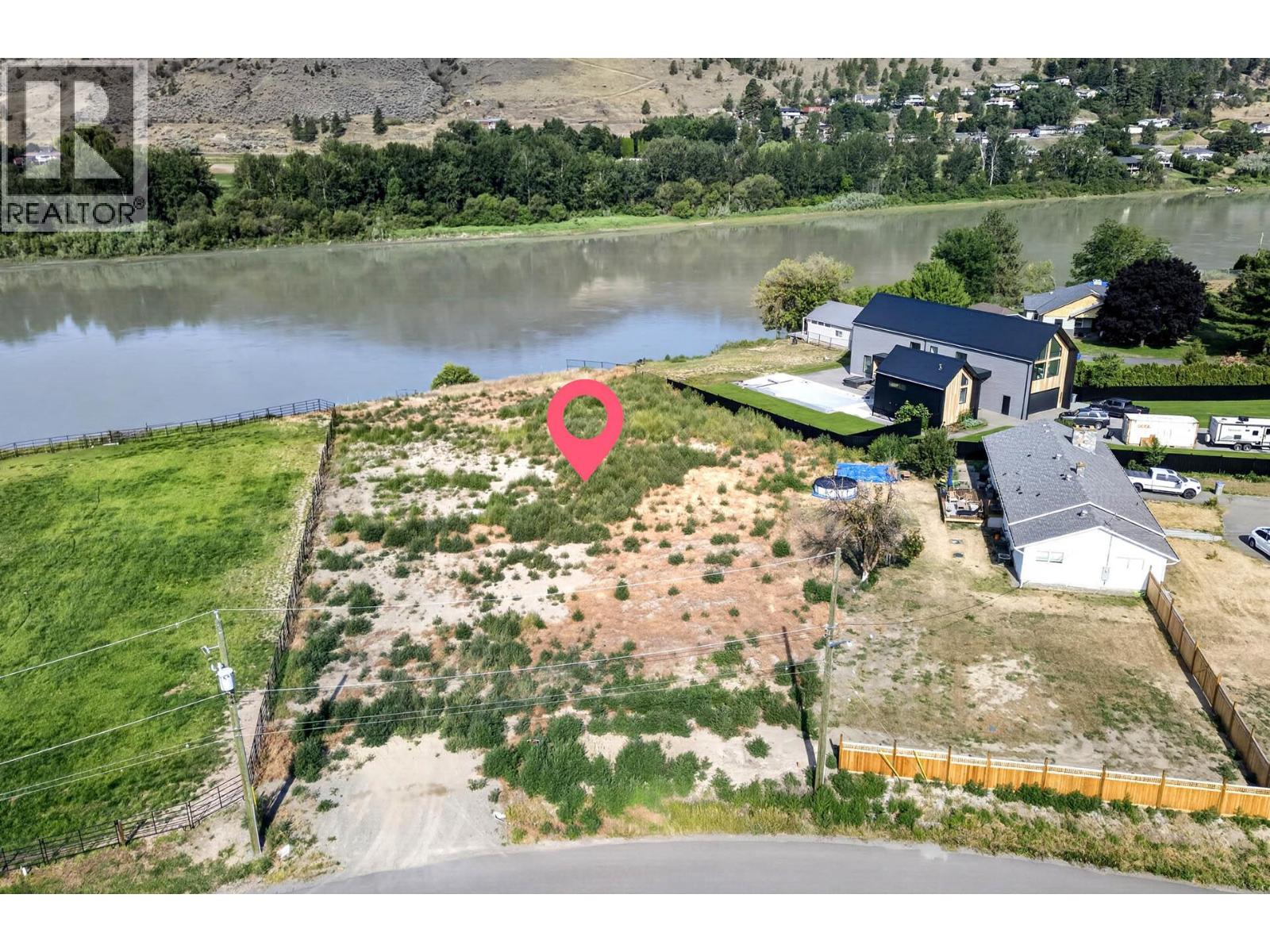 4185 Davie Road, Kamloops, British Columbia  V2H 1K8 - Photo 2 - 10395657