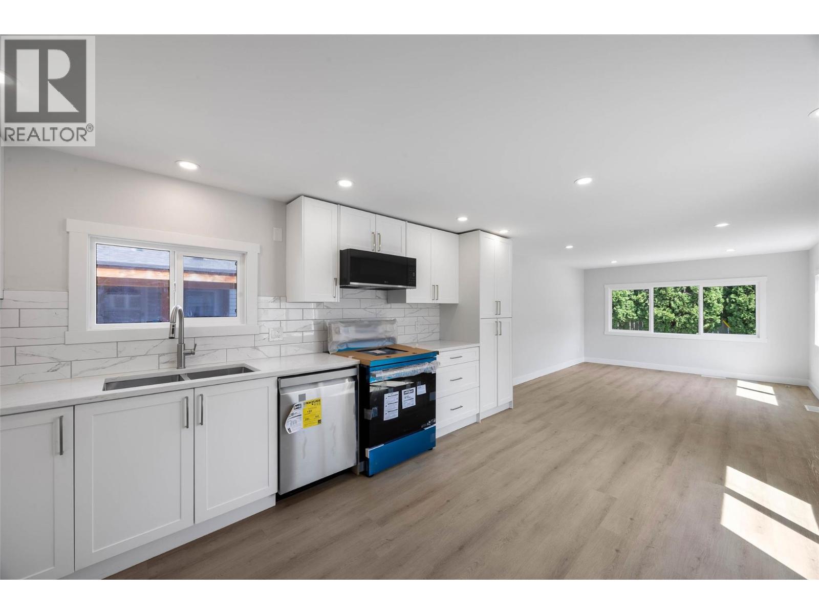 2805 Westsyde Road Unit# 14, Kamloops, British Columbia  V2B 7E1 - Photo 7 - 10395642