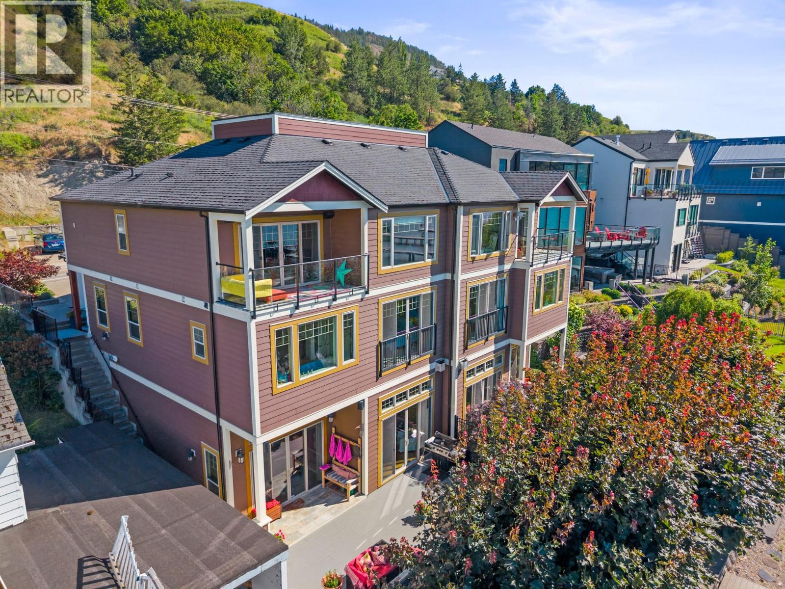 8049 Okanagan Landing Road, Vernon, British Columbia  V1H 1J4 - Photo 1 - 10395708