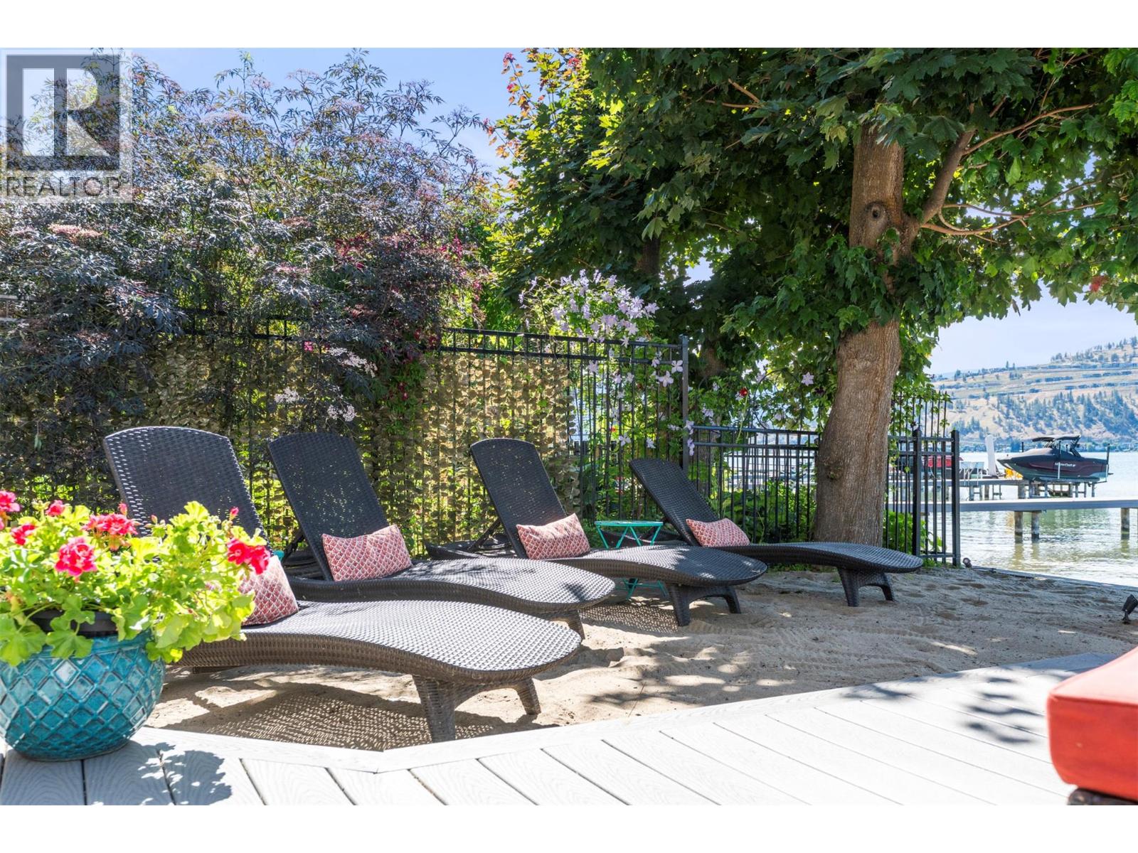 8049 Okanagan Landing Road, Vernon, British Columbia  V1H 1J4 - Photo 10 - 10395708
