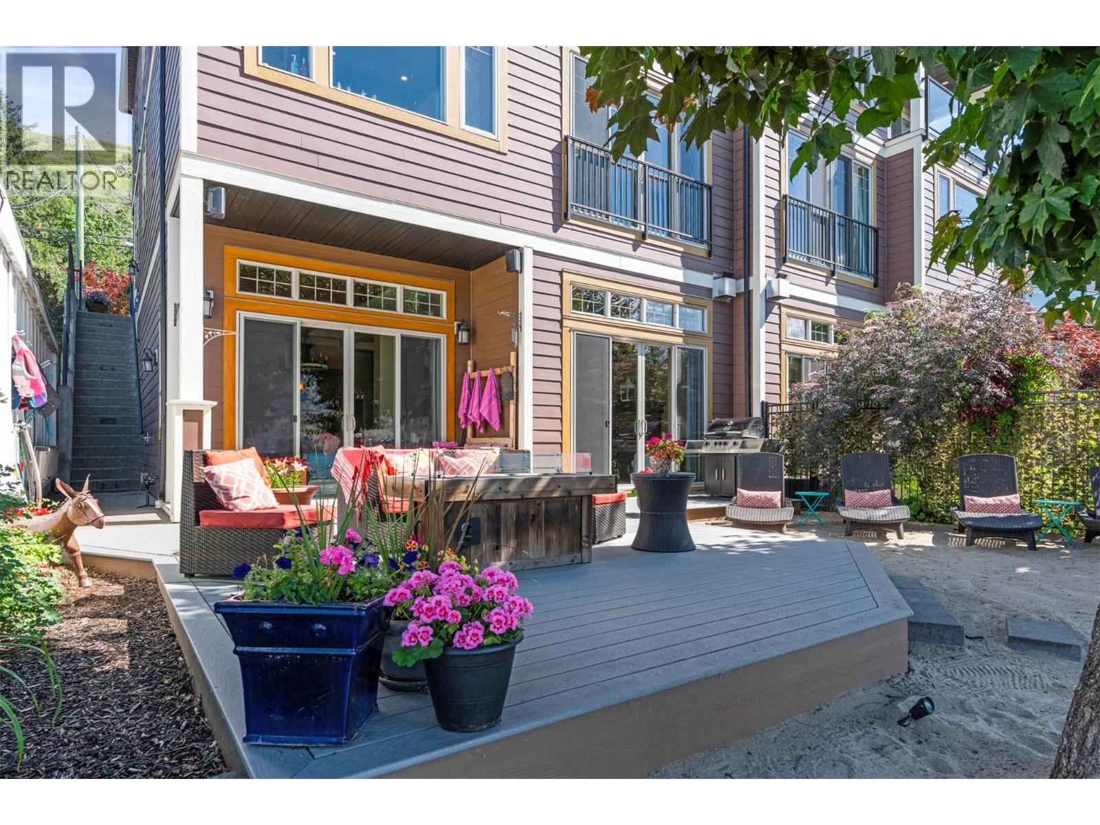8049 Okanagan Landing Road, Vernon, British Columbia  V1H 1J4 - Photo 6 - 10395708