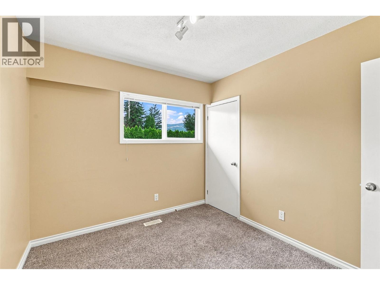 2176 Merritt Avenue, Merritt, British Columbia  V1K 1B8 - Photo 31 - 10395637