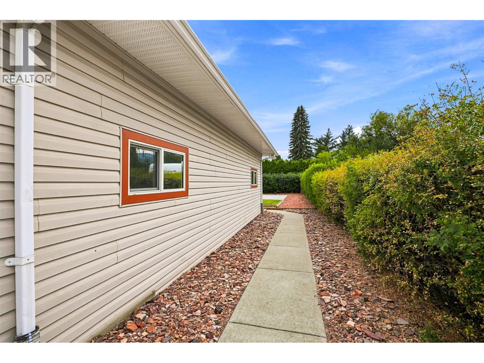 2176 Merritt Avenue, Merritt, British Columbia  V1K 1B8 - Photo 65 - 10395637