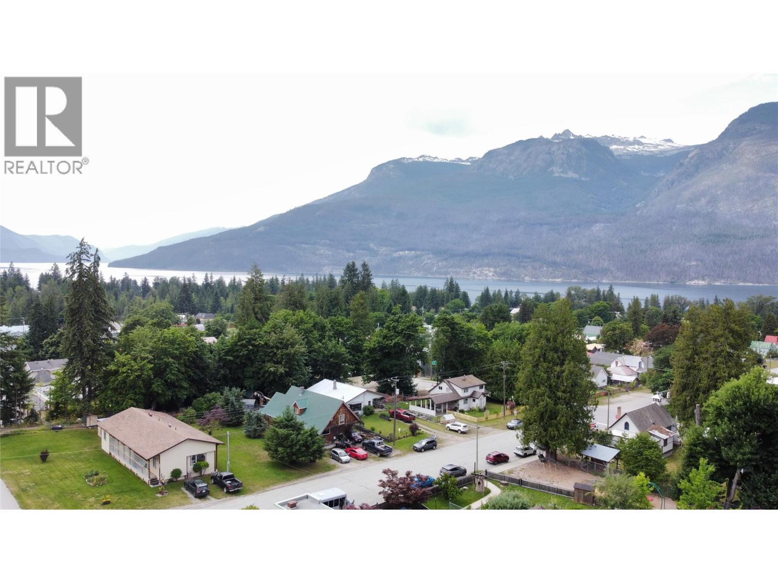 503 7th Avenue, New Denver, British Columbia  V0G 1S1 - Photo 2 - 10394507