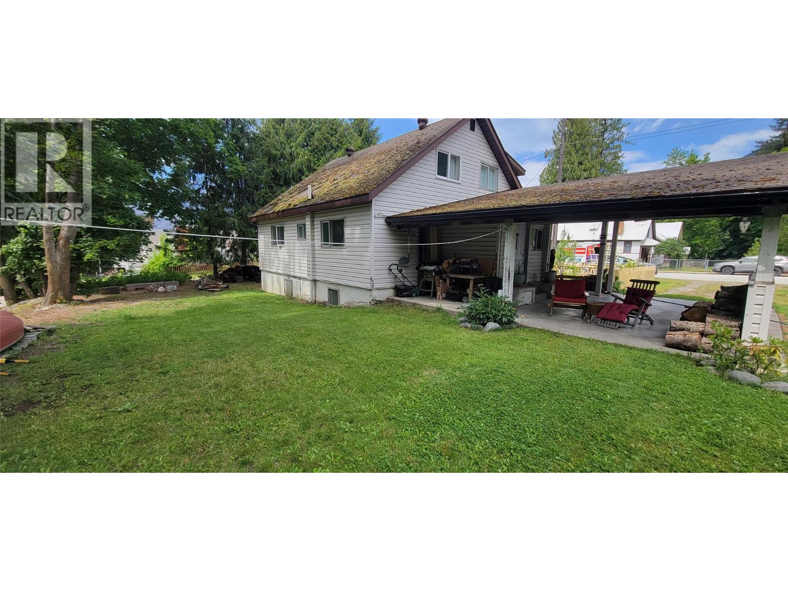 503 7th Avenue, New Denver, British Columbia  V0G 1S1 - Photo 40 - 10394507