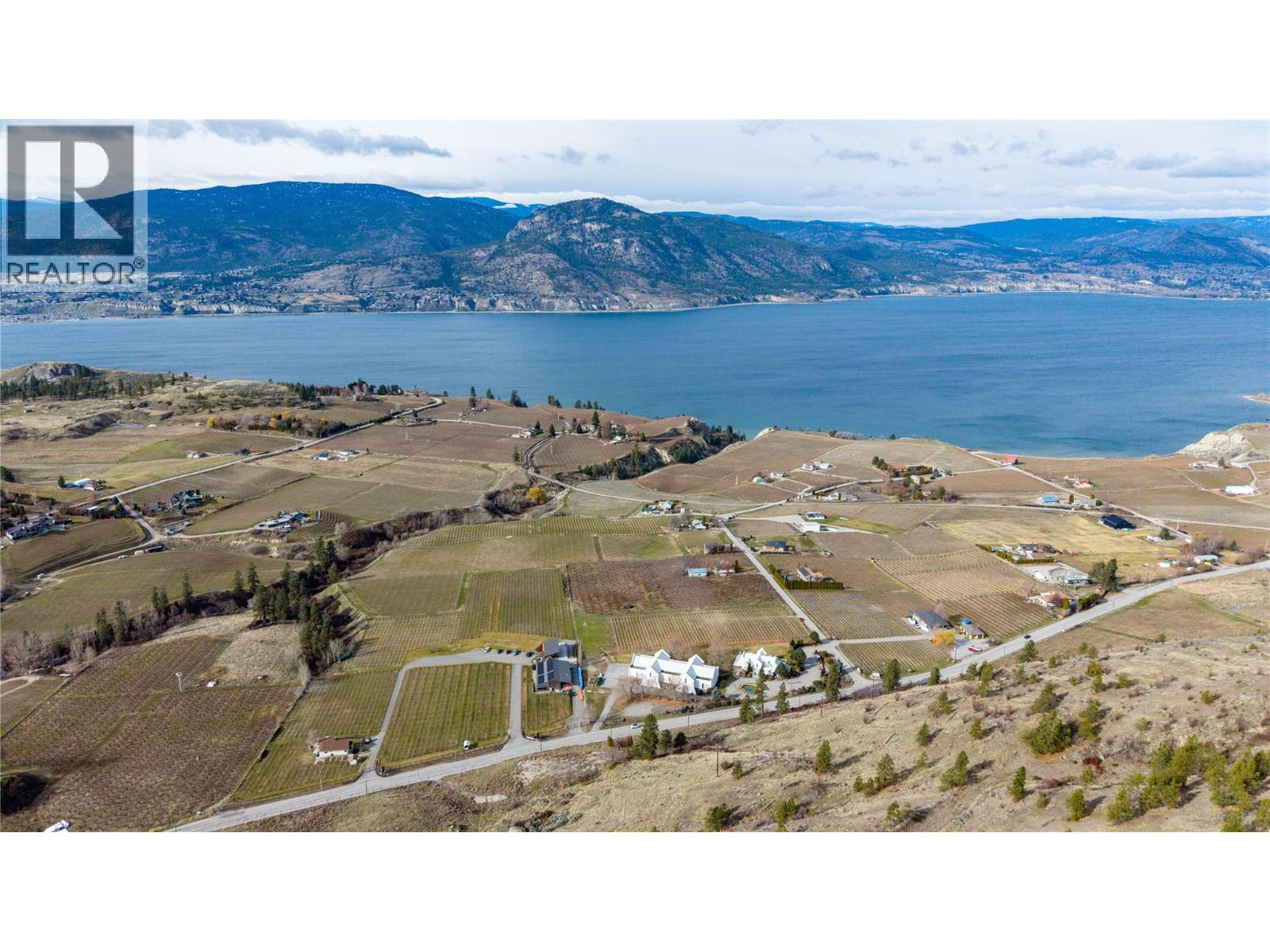 880 Naramata Road, Penticton, British Columbia  V2A 8T5 - Photo 1 - 10395755