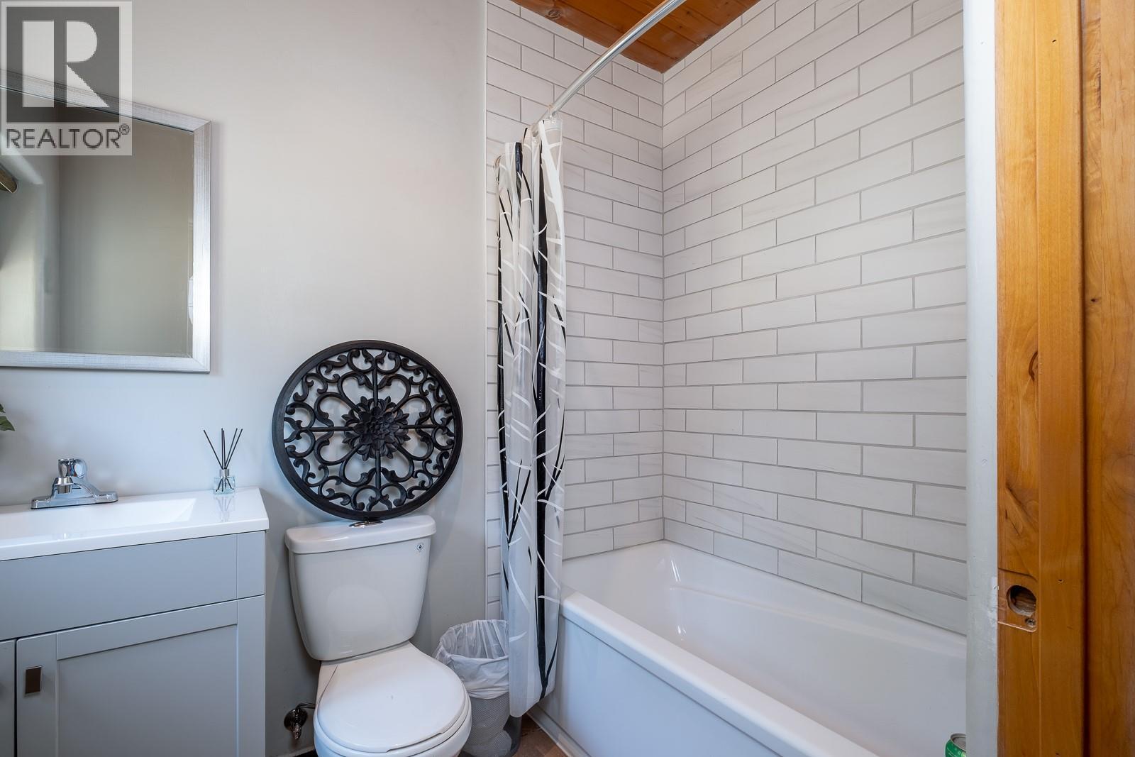 120 Richie Road, Rossland, British Columbia  V0G 1Y0 - Photo 33 - 10395453