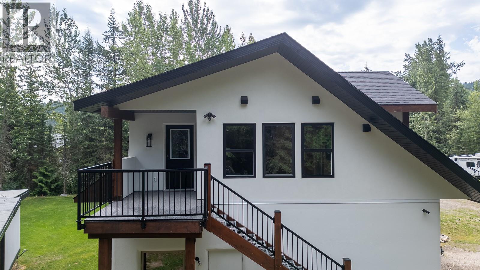 120 Richie Road, Rossland, British Columbia  V0G 1Y0 - Photo 34 - 10395453