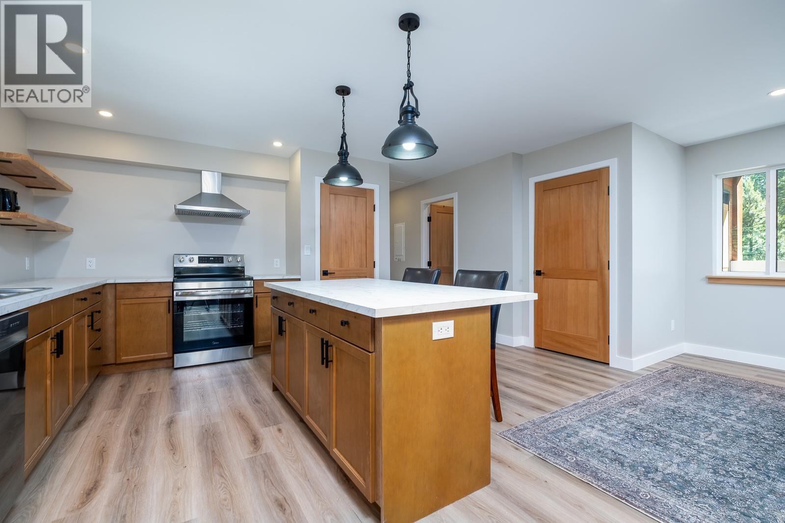 120 Richie Road, Rossland, British Columbia  V0G 1Y0 - Photo 35 - 10395453