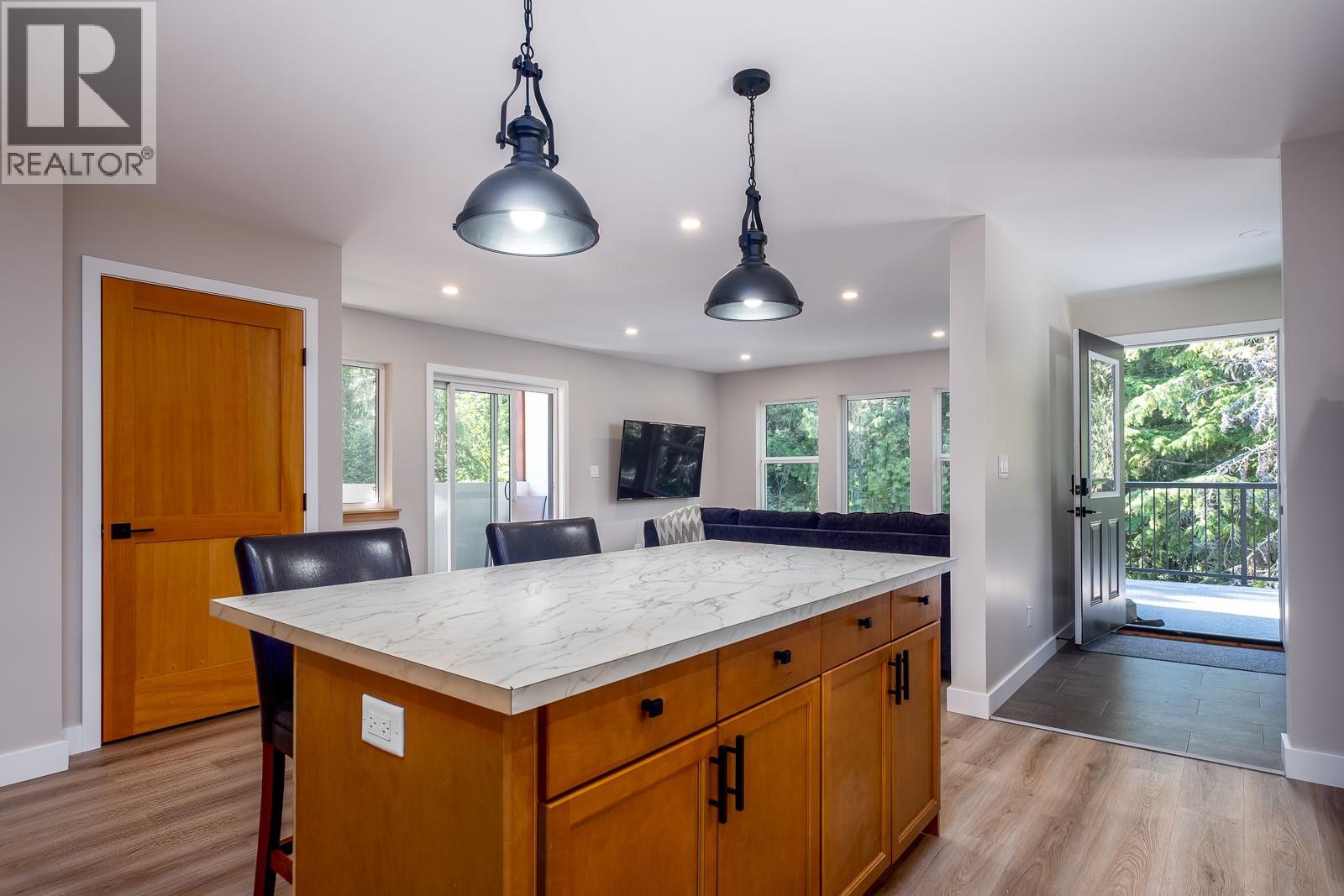 120 Richie Road, Rossland, British Columbia  V0G 1Y0 - Photo 39 - 10395453