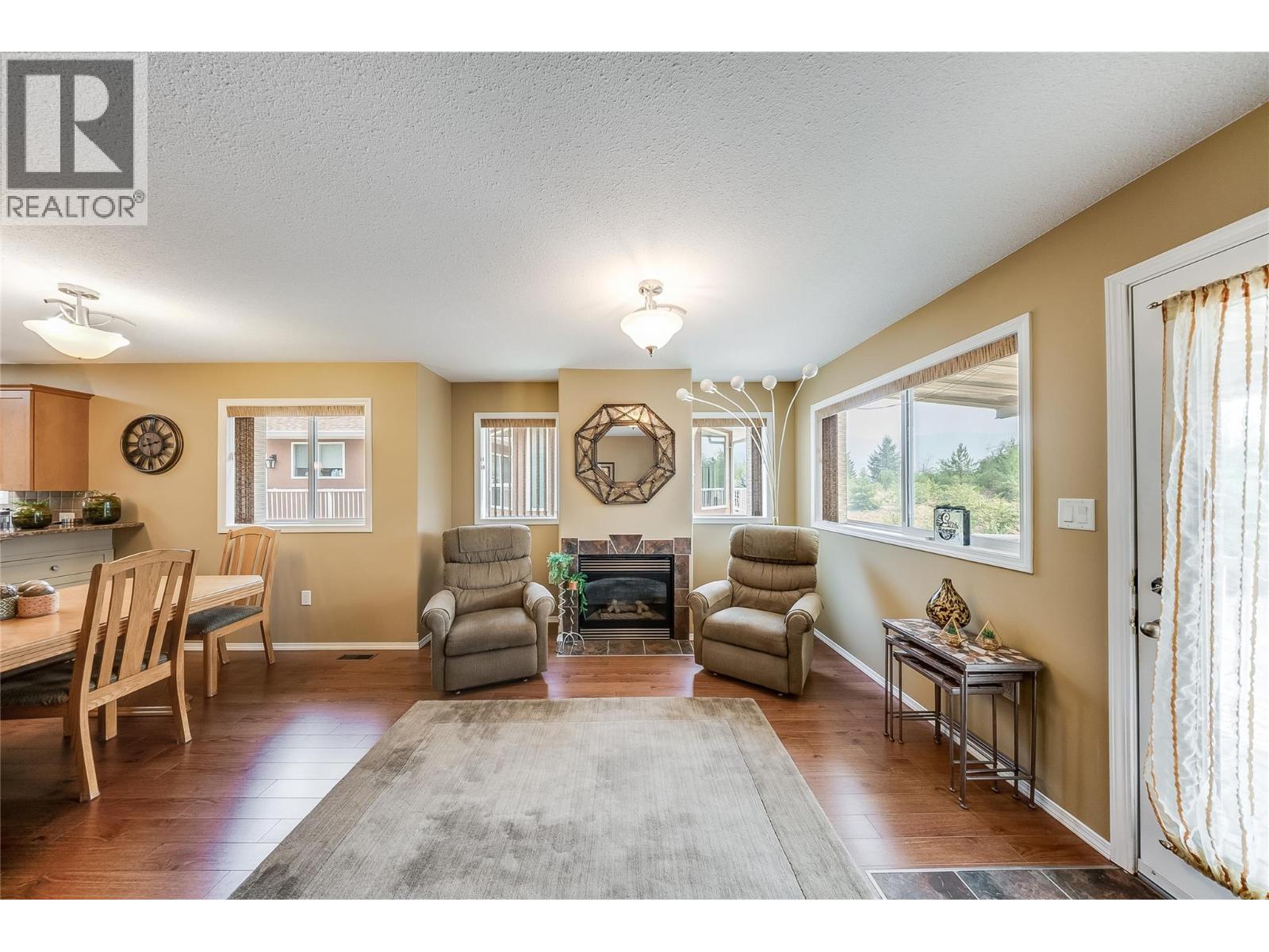 7400 Crema Drive, Trail, British Columbia  V1R 4X6 - Photo 12 - 10395746