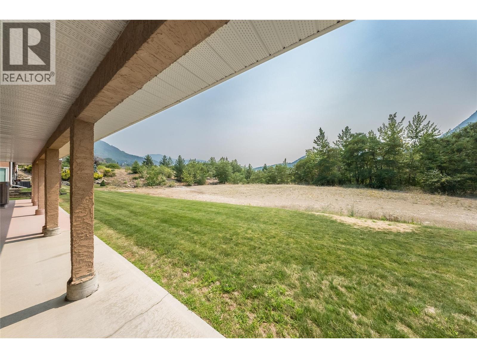 7400 Crema Drive, Trail, British Columbia  V1R 4X6 - Photo 54 - 10395746