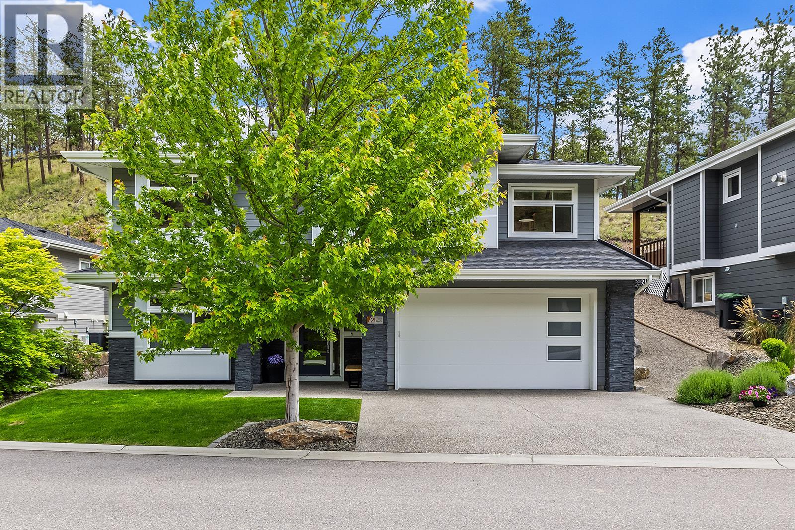 21 Forest Edge Drive, Kelowna, British Columbia  V1V 3G3 - Photo 2 - 10395689