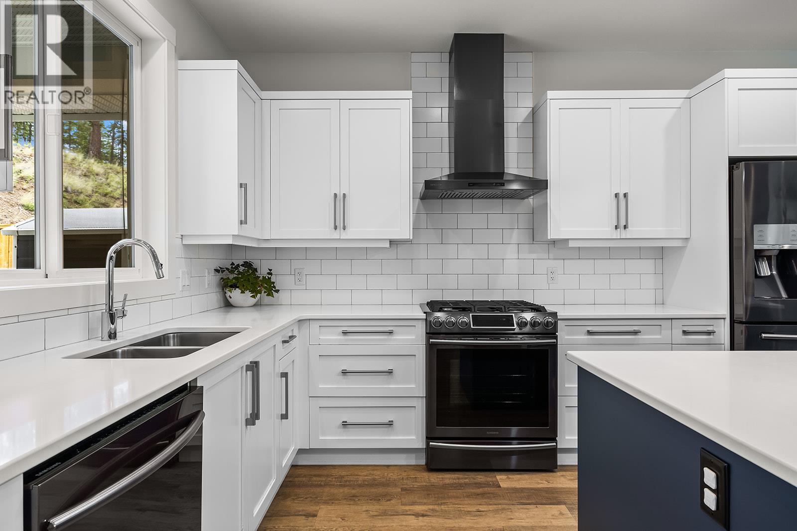 21 Forest Edge Drive, Kelowna, British Columbia  V1V 3G3 - Photo 5 - 10395689