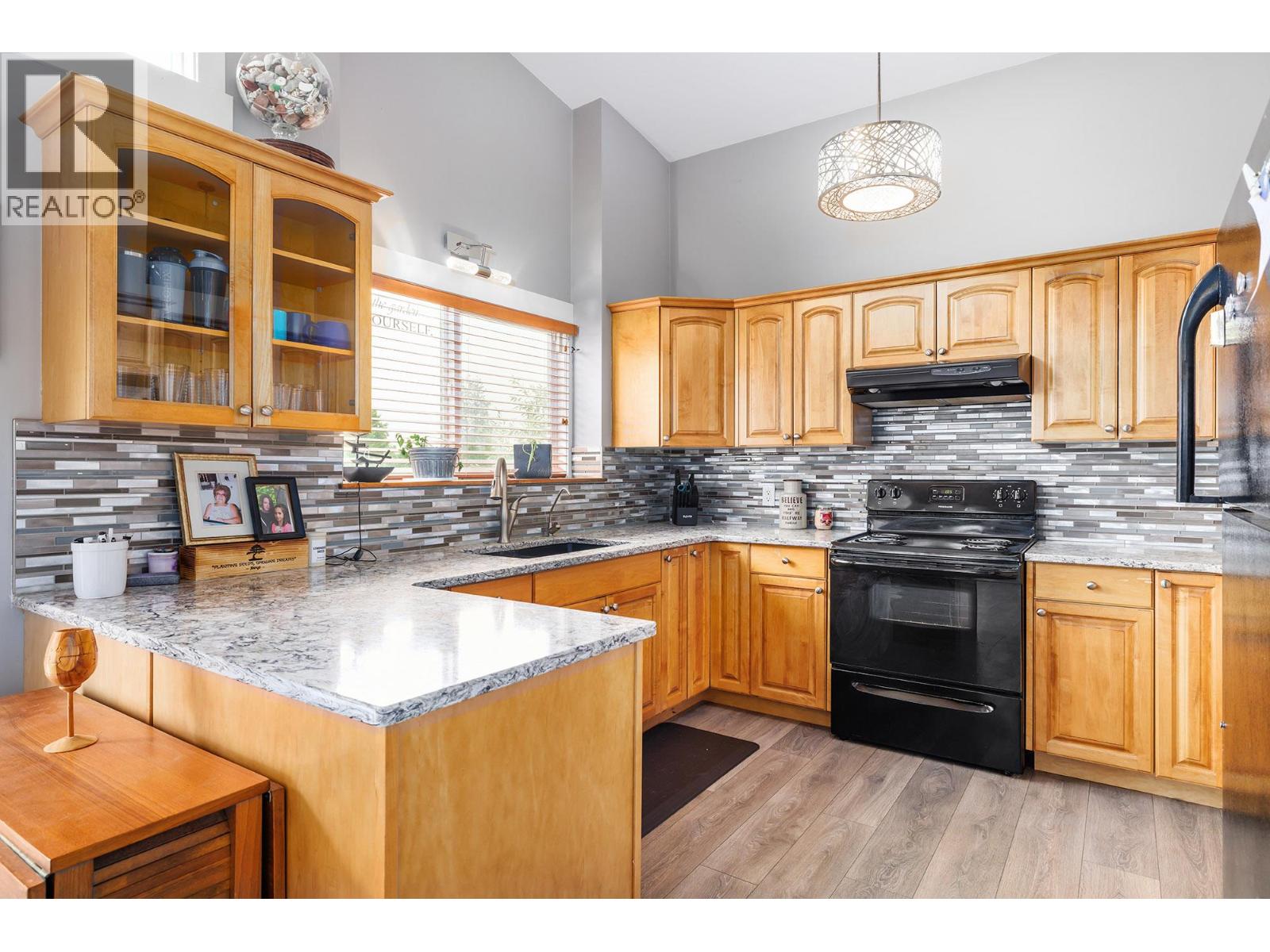 11591 Artela Drive, Lake Country, British Columbia  V4V 1H9 - Photo 5 - 10395115