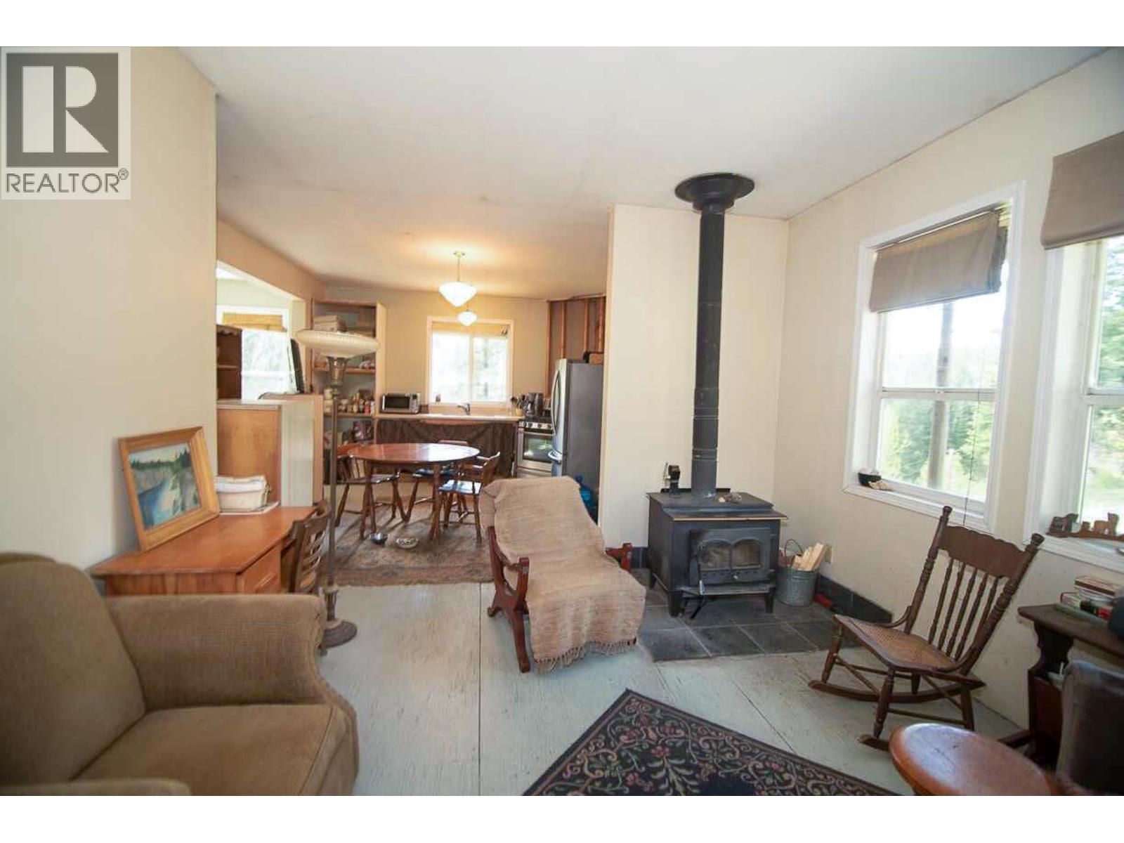 820 Kane Valley Road, Merritt, British Columbia  V1K 1B8 - Photo 3 - 10395418