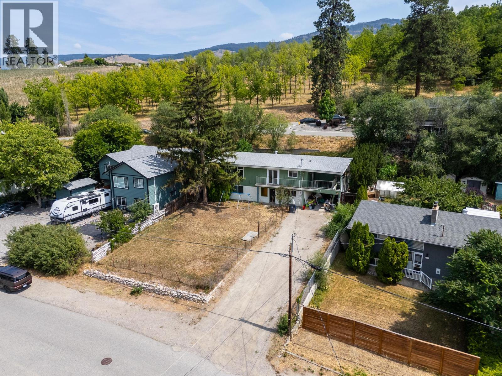 695 Girard Road, Kelowna, British Columbia  V1X 4V8 - Photo 1 - 10395742