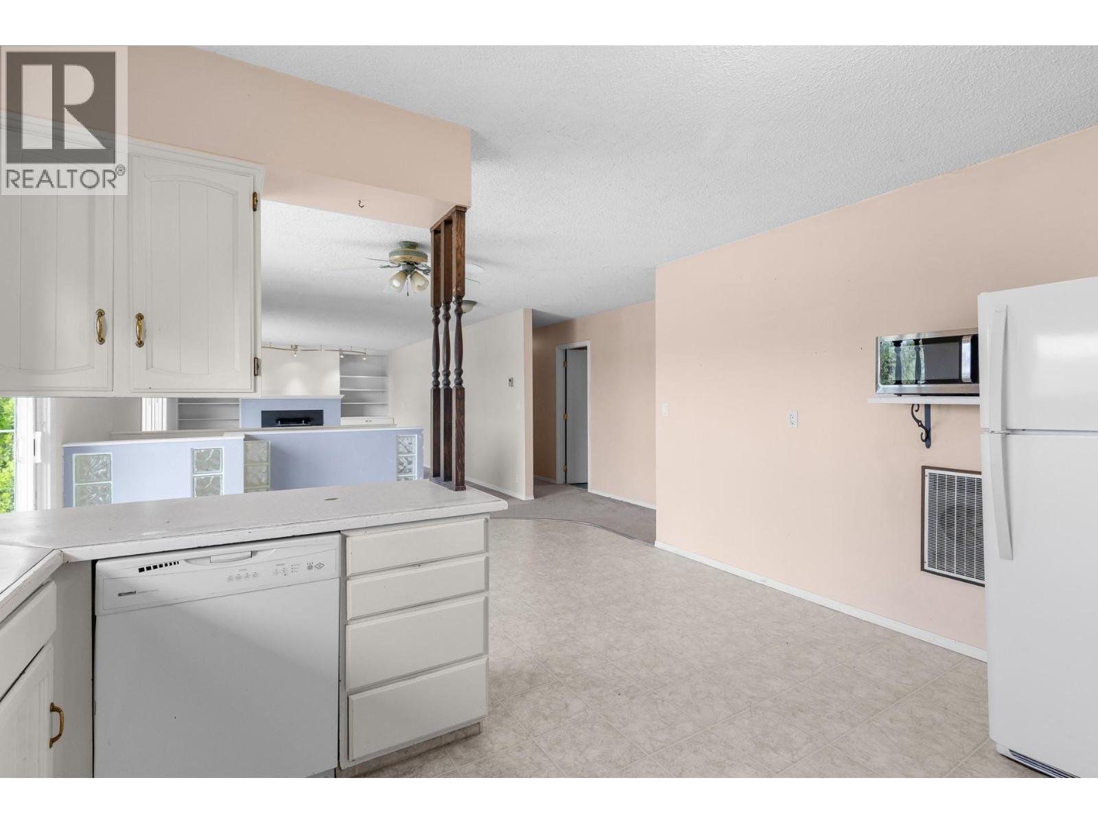 695 Girard Road, Kelowna, British Columbia  V1X 4V8 - Photo 15 - 10395742