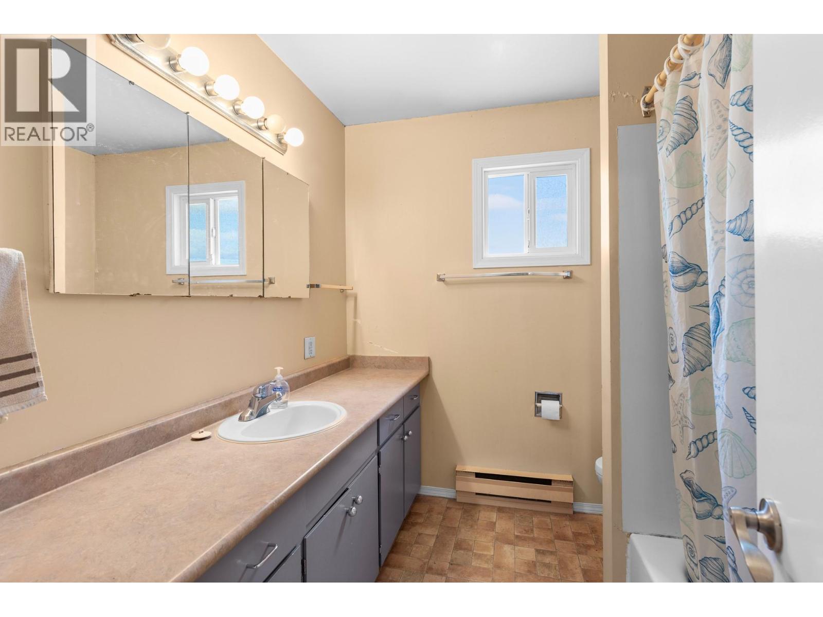 695 Girard Road, Kelowna, British Columbia  V1X 4V8 - Photo 27 - 10395742