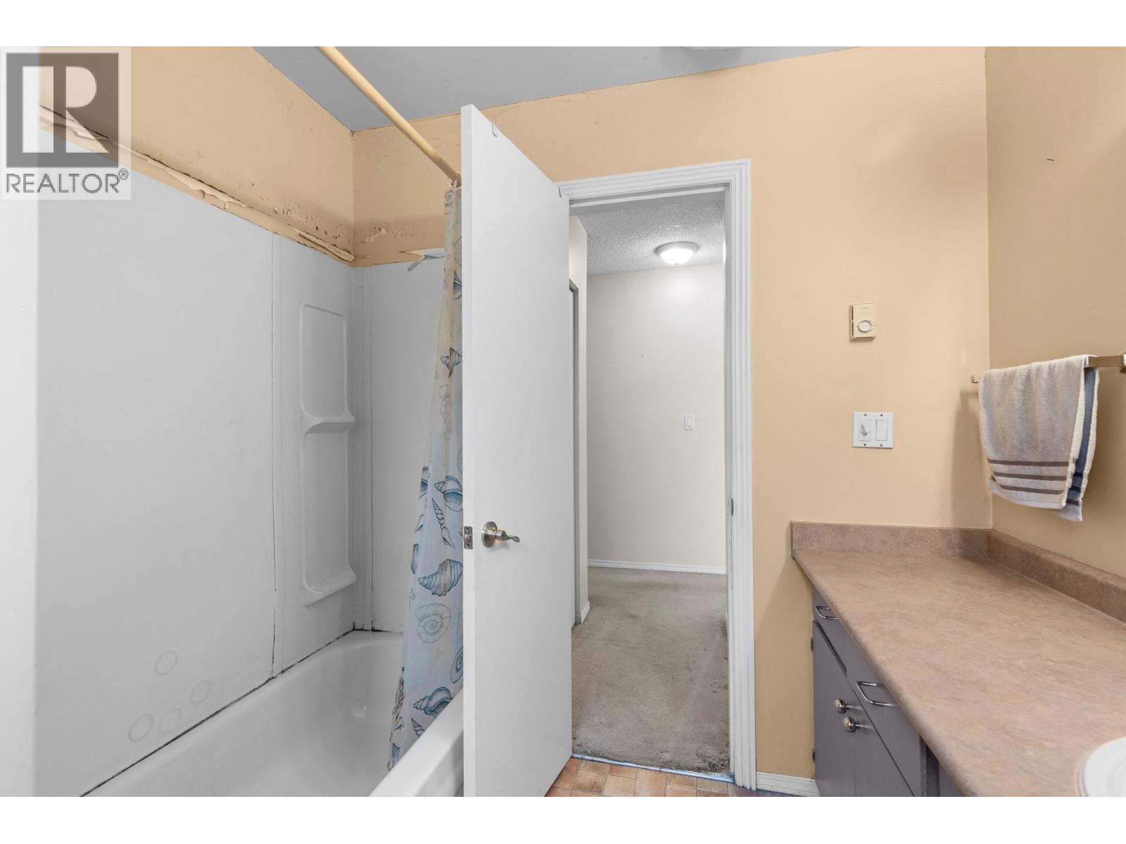 695 Girard Road, Kelowna, British Columbia  V1X 4V8 - Photo 28 - 10395742