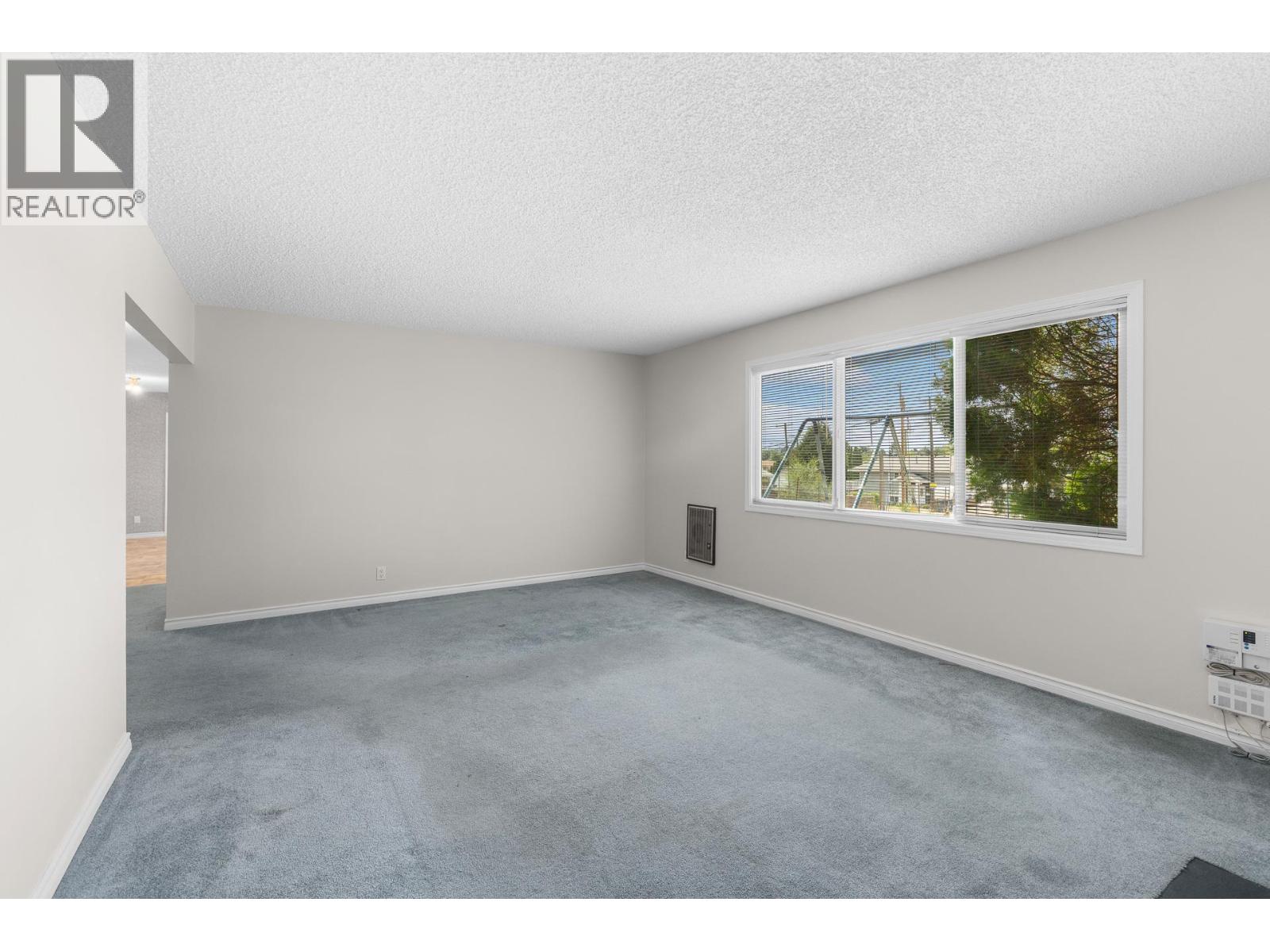 695 Girard Road, Kelowna, British Columbia  V1X 4V8 - Photo 37 - 10395742