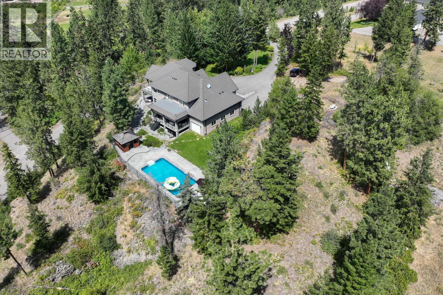2615 Harvard Road, Kelowna, British Columbia  V1W 4C2 - Photo 2 - 10395668