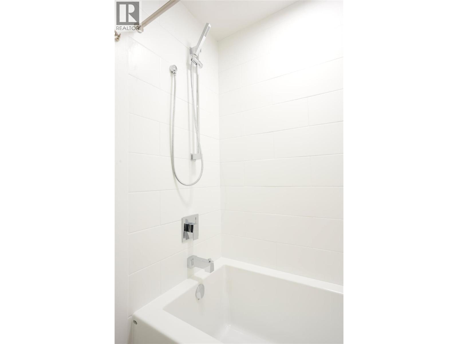 1380 Pridham Avenue Unit# 418, Kelowna, British Columbia  V1Y 6B8 - Photo 9 - 10395622