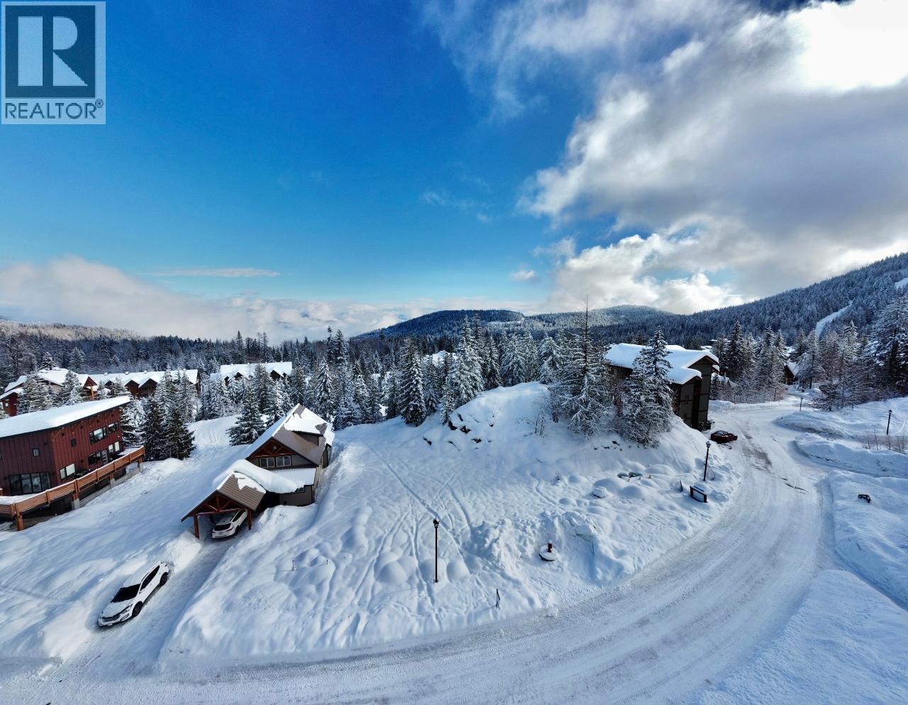1018 Olaus Way, Rossland, British Columbia  V0G 1Y0 - Photo 4 - 10395778