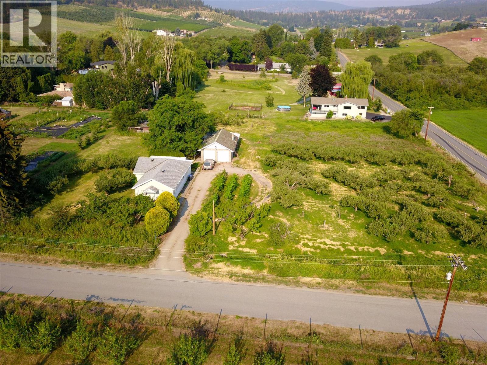 10216 Lumsden Avenue, Summerland, British Columbia  V0H 1Z8 - Photo 1 - 10395702
