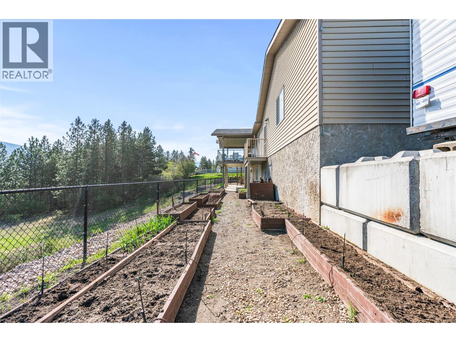 9510 97 Highway N Unit# 84, Vernon, British Columbia  V1H 1R8 - Photo 63 - 10395476