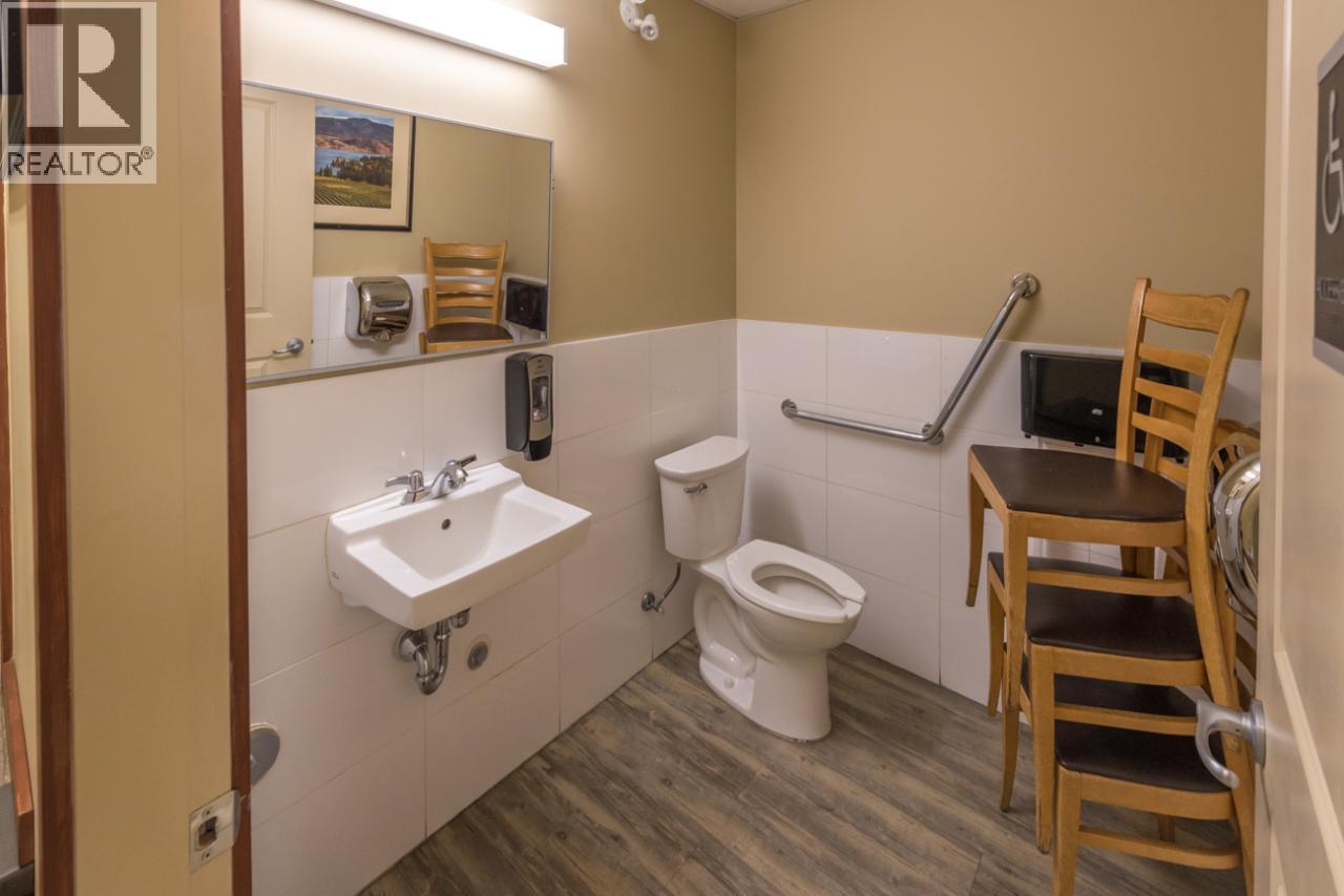 412 Main Street, Penticton, British Columbia  V2A 5C5 - Photo 20 - 10395578