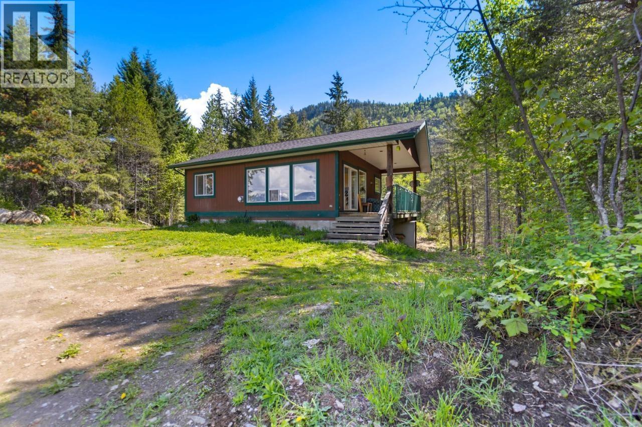 14504 & 14506 3a Highway, Gray Creek, British Columbia  V0B 1S0 - Photo 31 - 10395790