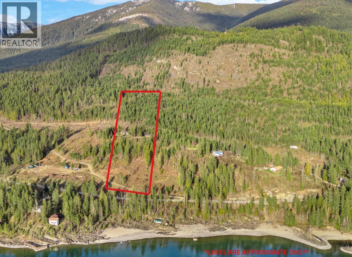 14504 & 14506 3a Highway, Gray Creek, British Columbia  V0B 1S0 - Photo 9 - 10395790